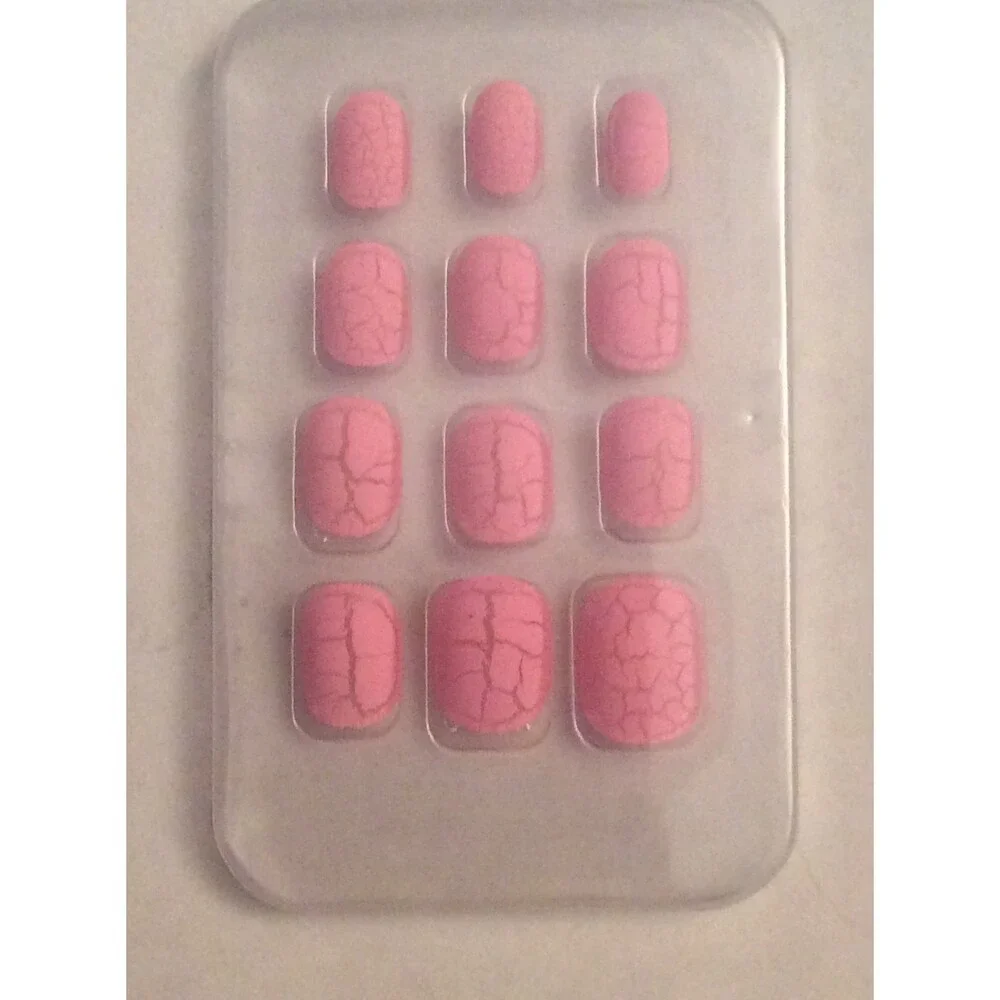 7 Sets of Press On Nails B9